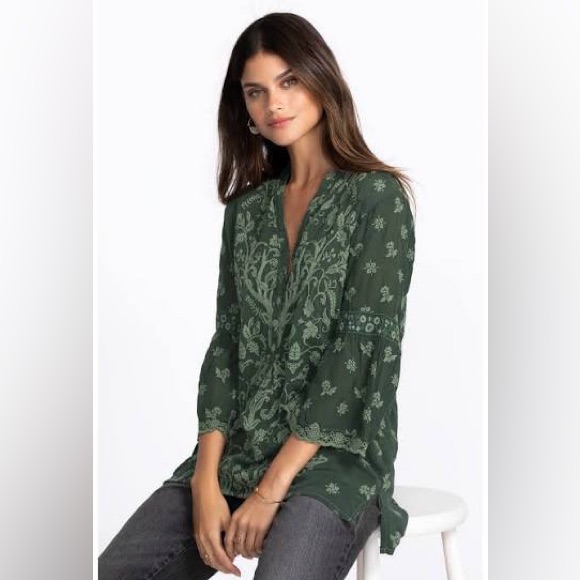Johnny Was ‘Ciervo Serena’ Embroidered Tunic Top